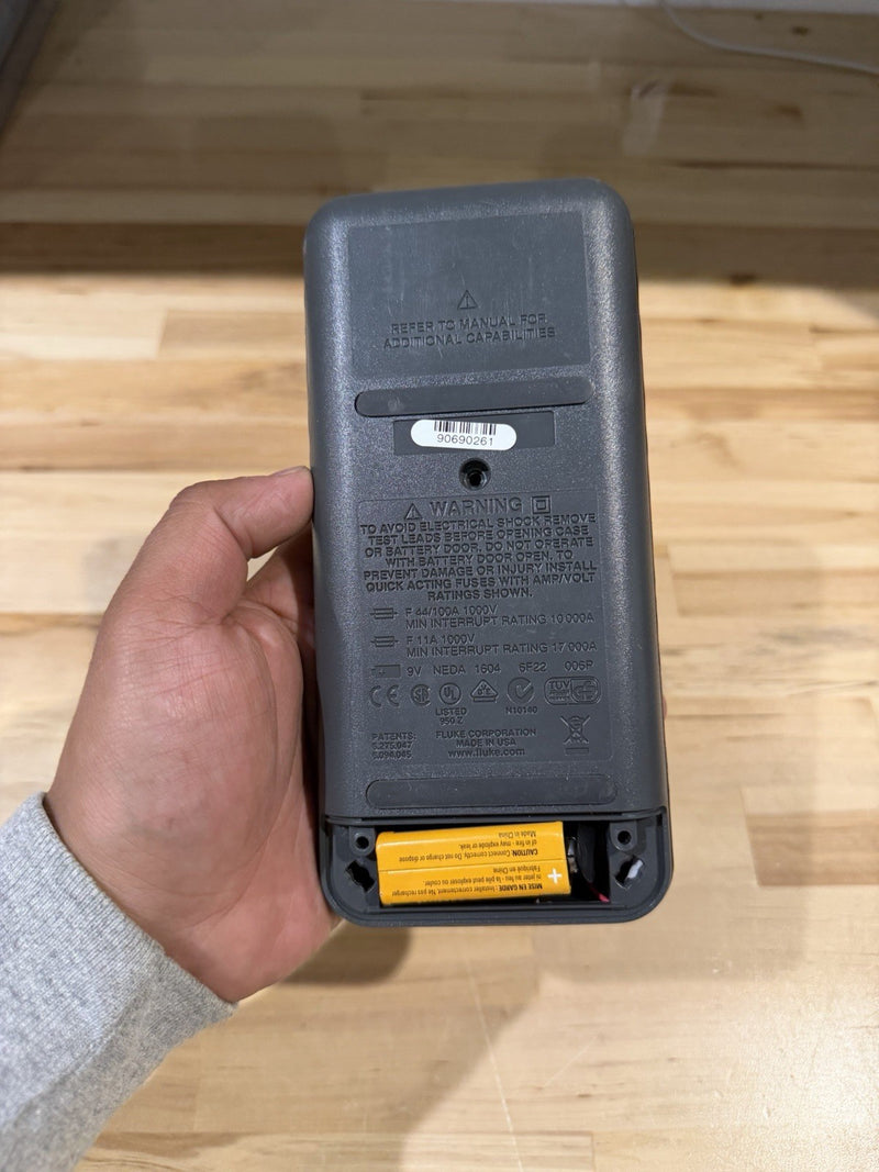 FLUKE 87V TRUE RMS MULTIMETER FOR PARTS