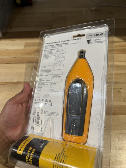 FLUKE 971 TEMPERATURE HUMIDITY METER MFD 2025 NEW