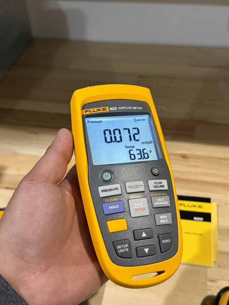 FLUKE 922 AIRFLOW METER WITH ACCESSORIES