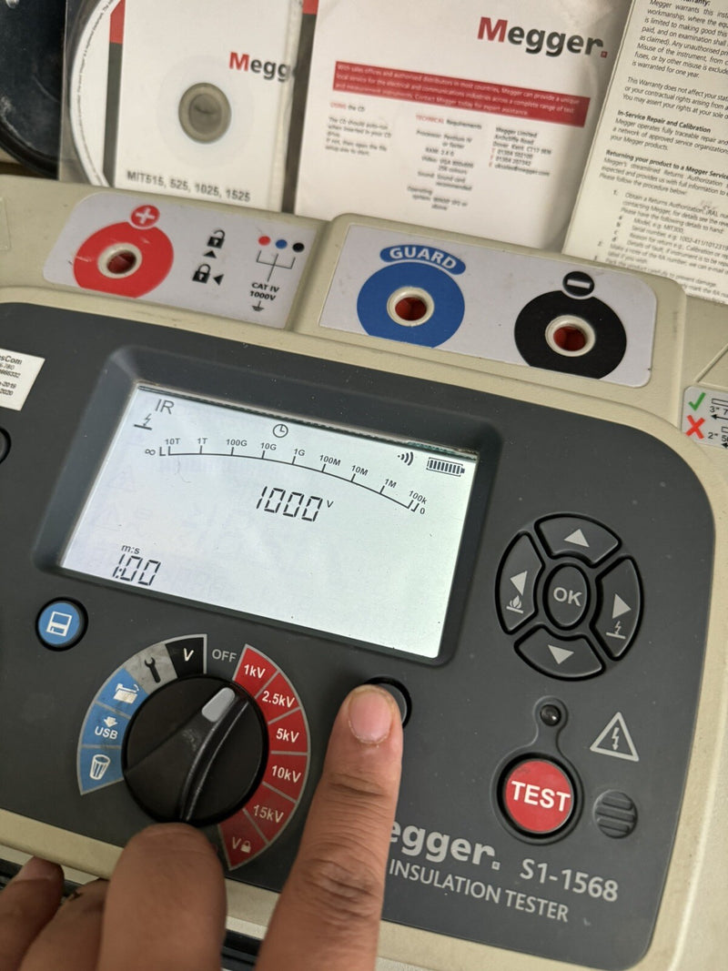 MEGGEE S1-1568 15KV INSULATION RESISTANCE TETSER WITH LEADS