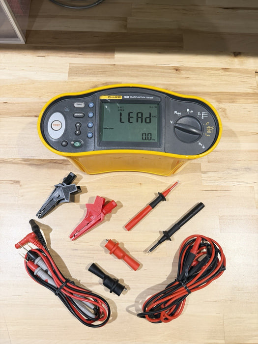 FLUKE 1653 MULTIFUNCTION INSTALLATION TESTER WITH ACCESSORIES