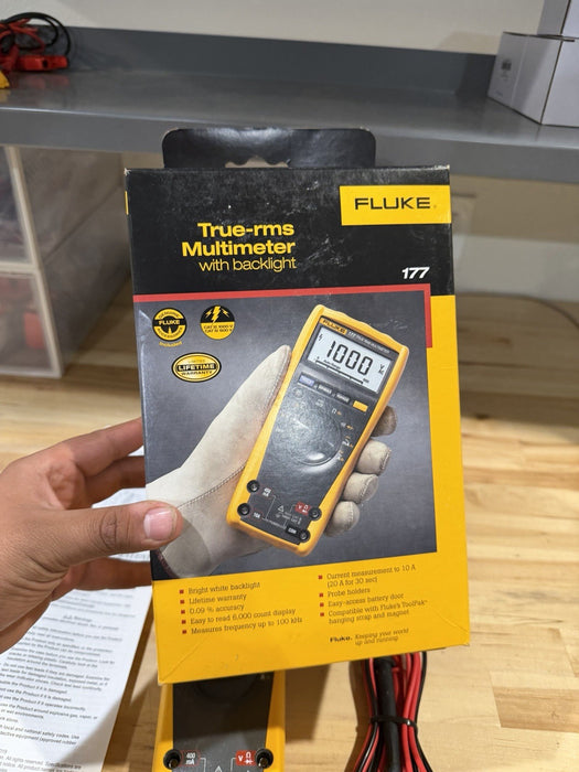 FLUKE 177 TRUE RMS DIGITAL MULTIMETER & TEMPERATURE (NEW FACTORY SEALED)MFD 2025
