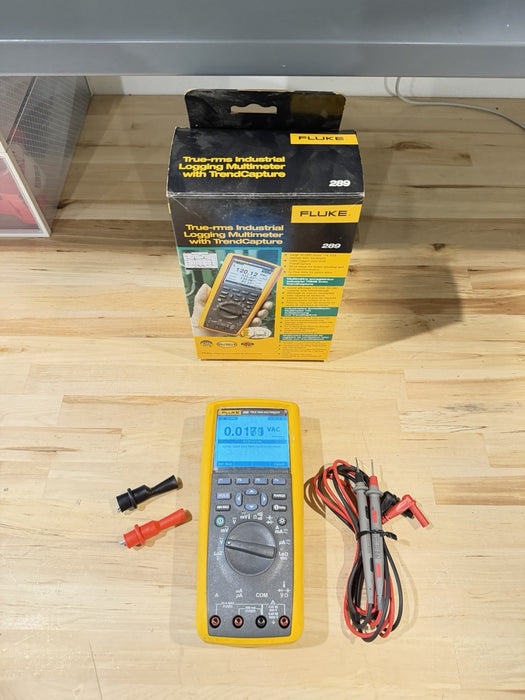 FLUKE 287 TRUE RMS ELECTRONIC LOGGING DIGITAL MULTIMETER WITH LEADS & CLIPS