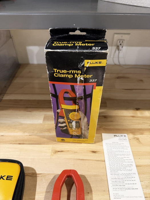 FLUKE 337 TRUE RMS CLAMP METER NEW