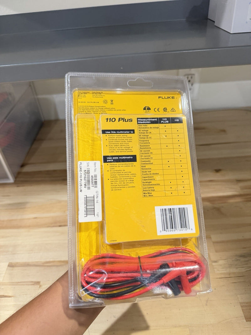 FLUKE 110 PLUS ESSENTIAL MULTIMETER WITH LEADS