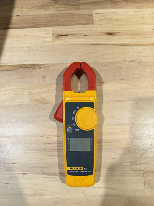 FLUKE 323 TRUE RMS CLAMP METER (PARTS ONLY) FOR PARTS - SHIPS FAST