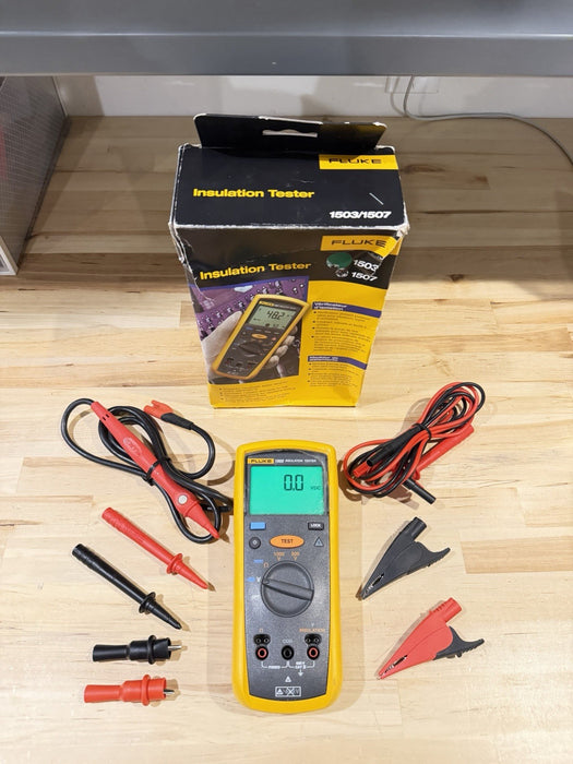 FLUKE 1503 INSULATION TESTER (NEW FACTORY SEALED) W ACCESSORIES - NEW