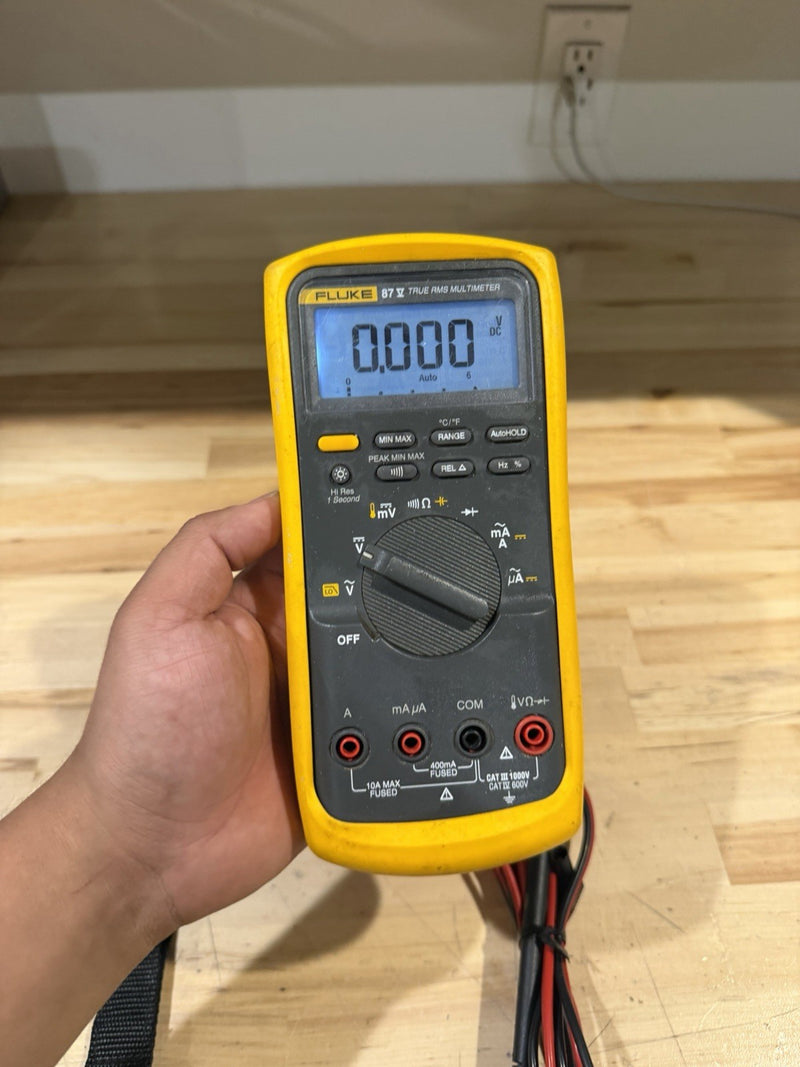 FLUKE 87V TRUE RMS MULTIMETER W/ LEADS (TESTED) SHIPS FAST