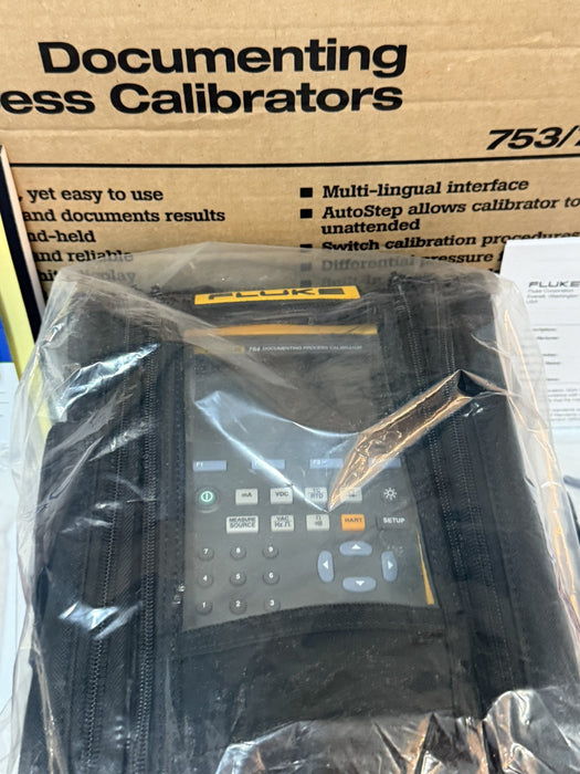 FLUKE 754 DOCUMENTING PROCESS CALIBRATOR/ MFG-2024 CALIBRATED 2024