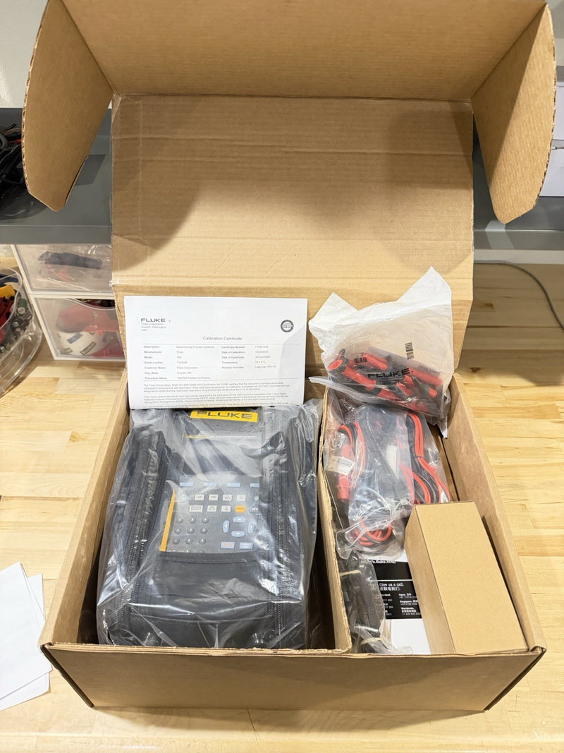FLUKE 754 DOCUMENTING PROCESS CALIBRATOR CALIBRATED 20252026