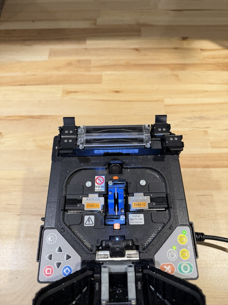 SUMITOMO ELECTRIC TYPE-66 TUFFCAT FUSION SPLICER WITH FC-6RM CLEAVER