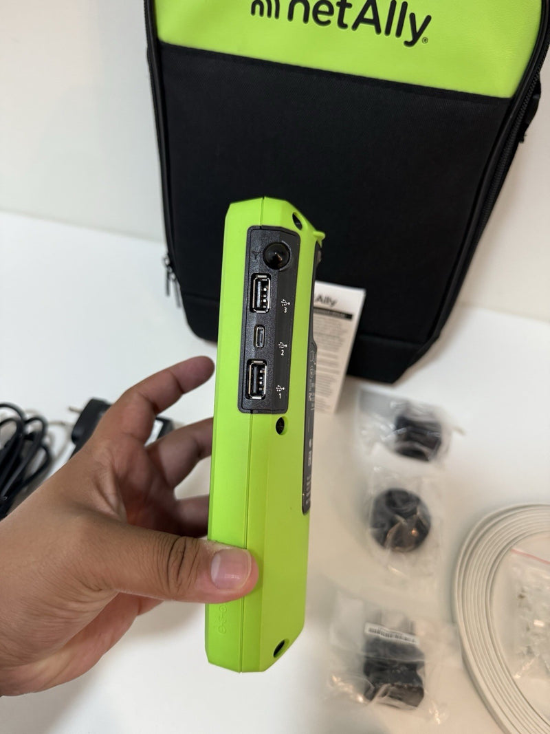 NETSCOUT AIRCHECK G2 KIT WITH ACCESSORIES TESTED