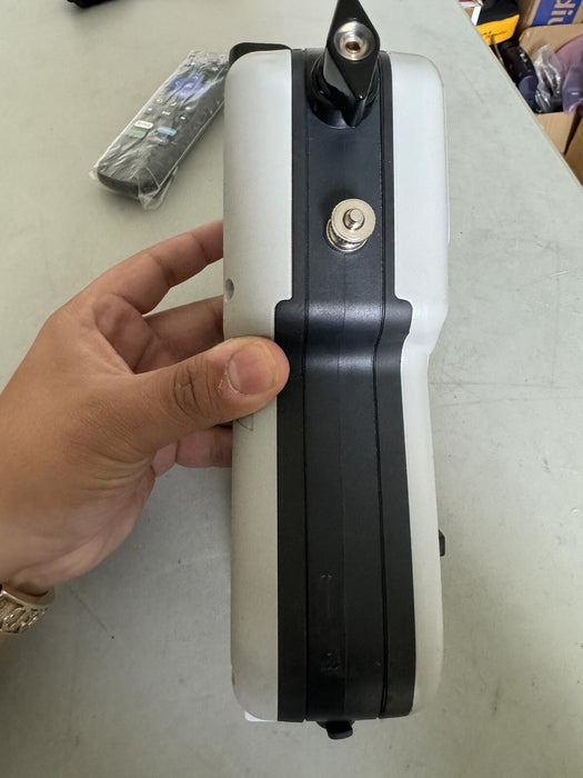 MEGGER MOM2 MICROHMMETER WITH NEW SET OF LEADS & BAG