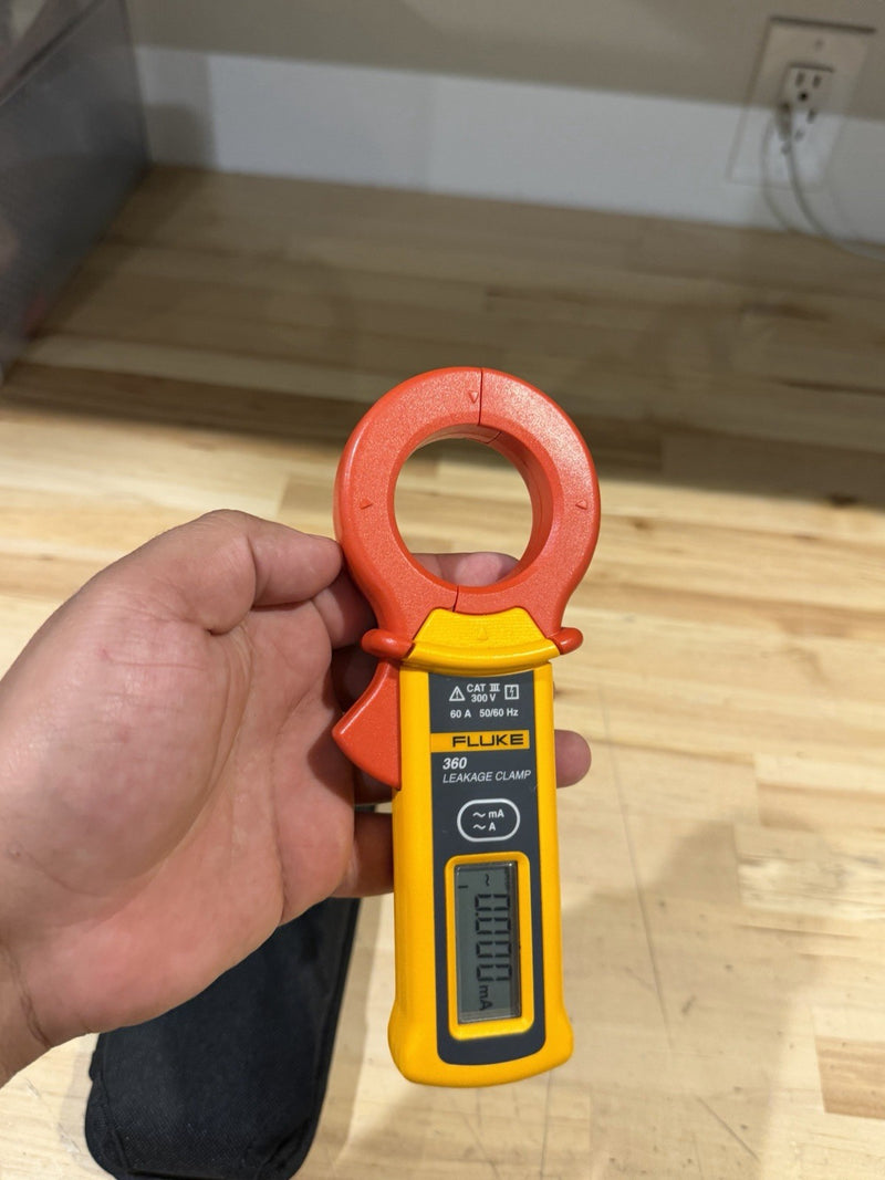 FLUKE 360 AC LEAKAGE CURRENT CLAMP METER (TESTED) FREE SHIPPING
