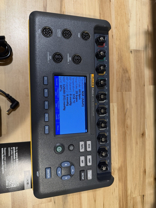FLUKE BIOMEDICAL PROSIM 8 VITAL SIGNS SIMULATOR TESTED