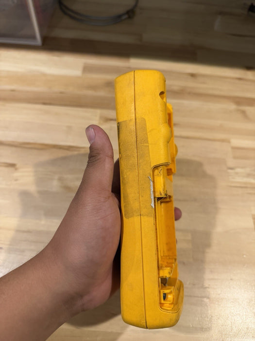 FLUKE 189 TRUE RMS MULTIMETER FOR PARTS