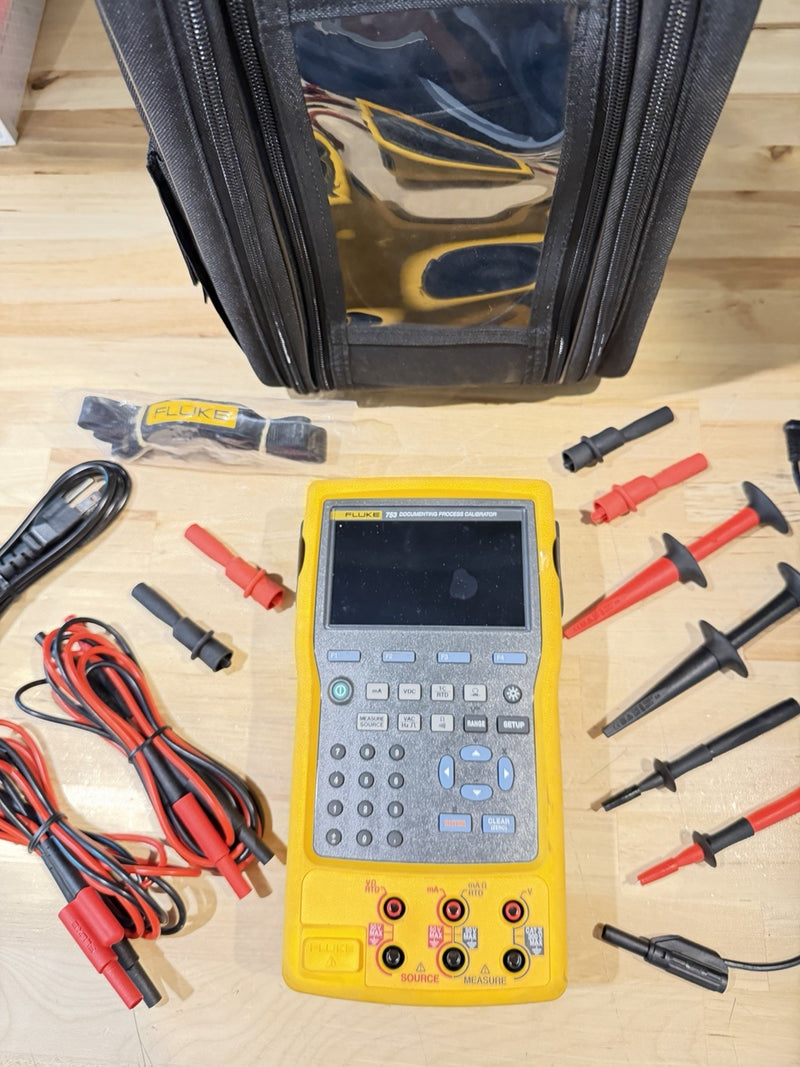 FLUKE 753 DOCUMENTING PROCESS CALIBRATOR WITH ACCESSORIES CALIBRATED 2025