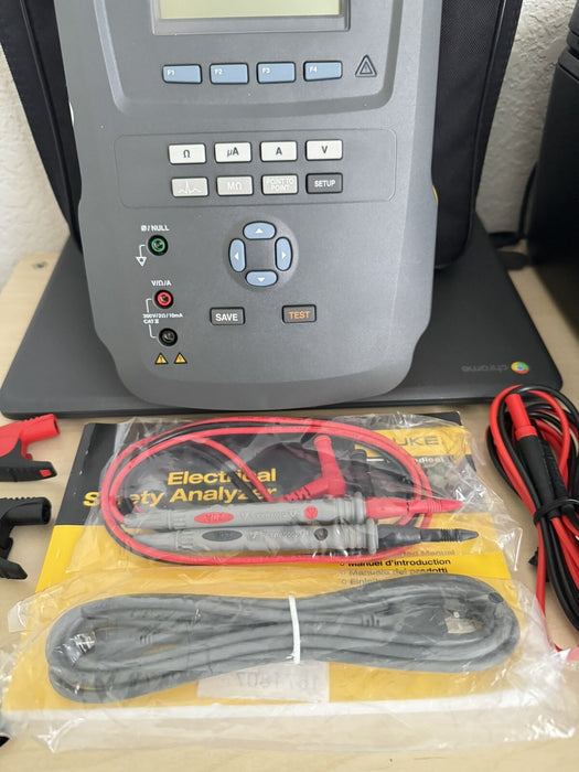 FLUKE ESA612 ELECTRICAL SAFETY ANALYZER 115V WITH ACCESSORIES & BAG