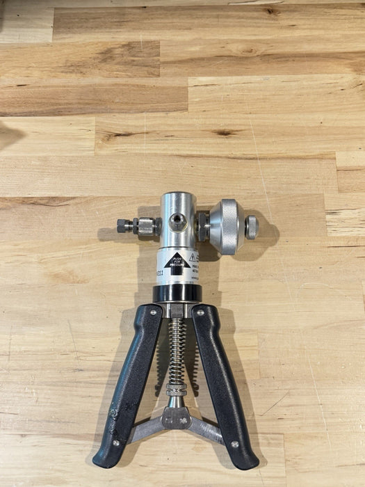 GE DRUCK PV211 PRESSURE 40 BAR 600 PSI (SHIPS FAST)