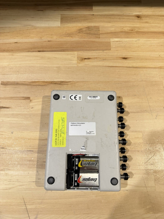 FLUKE MPS450 MULTIPARAMETER SIMULATOR WITH CASE & CHARGER MISSING COVER TESTED