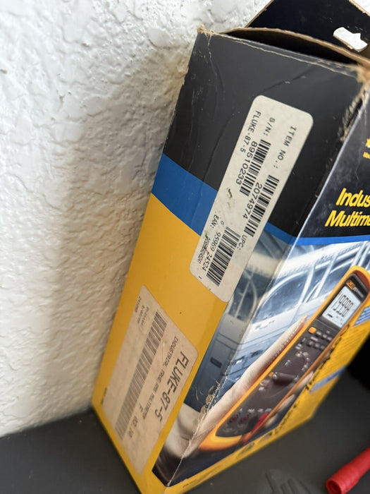 FLUKE 87V TRUE RMS MULTIMETER W /LEADS - FREE SHIPPING (TESTED)