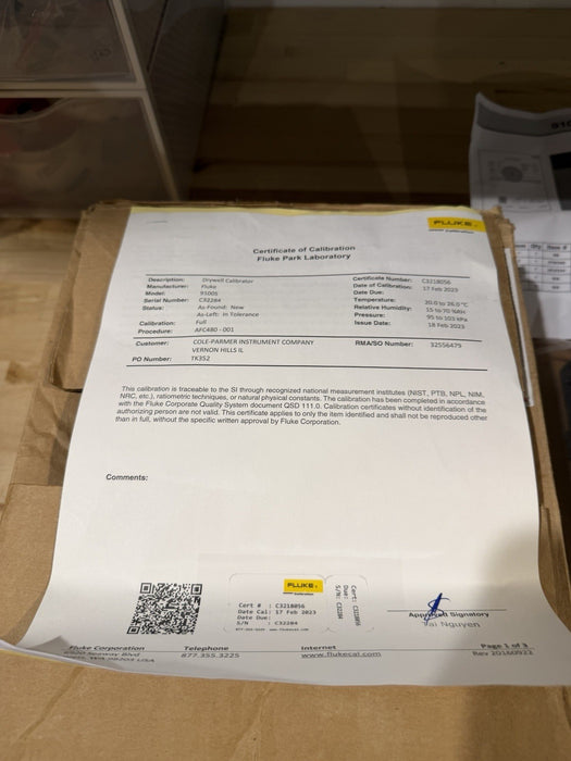 FLUKE CALIBRATION 9100S DRY WELL TEMPERATURE CALIBRATOR