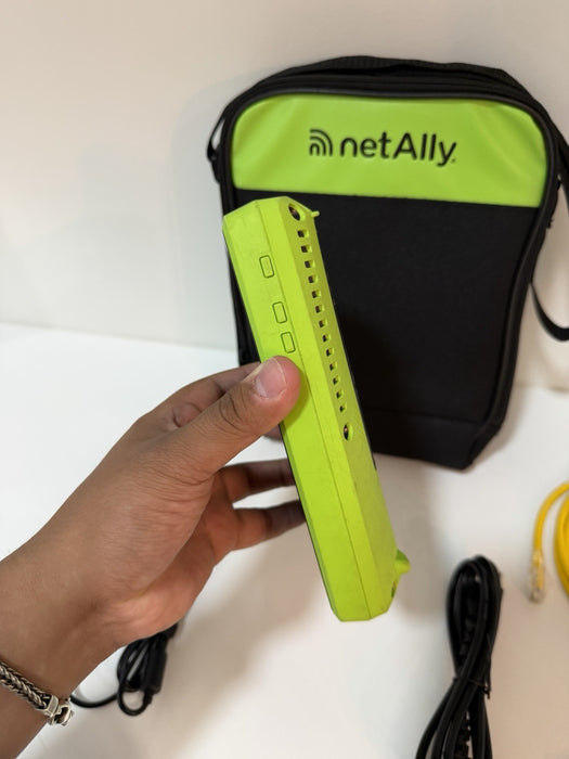 NETALLY LINKRUNNER AT 4000 NETWORKS TESTER W/ CHARGER & ACCESSORIES (TESTED)
