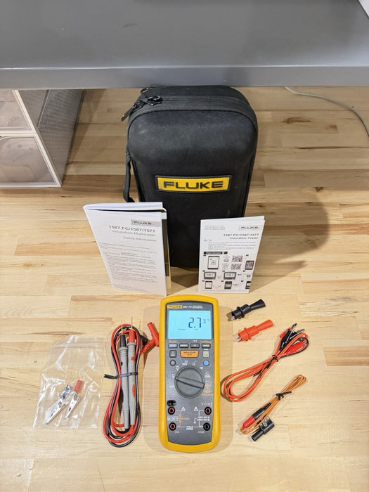 FLUKE 1587 FC 2 IN 1 HANDHELD DIGITAL INSULATION MULTIMETER WITH ACCESSORIES