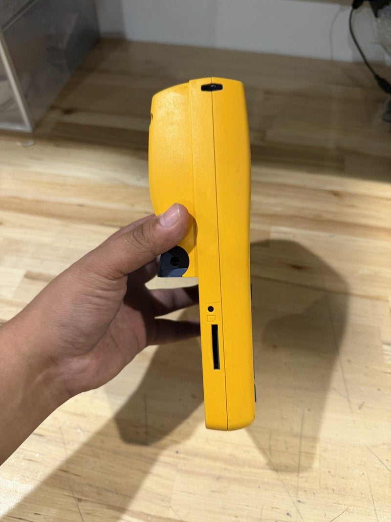 FLUKE NETWORKS DTX-1800 MAINFRAME (PARTS ONLY) TURNS ON NO BATTERY
