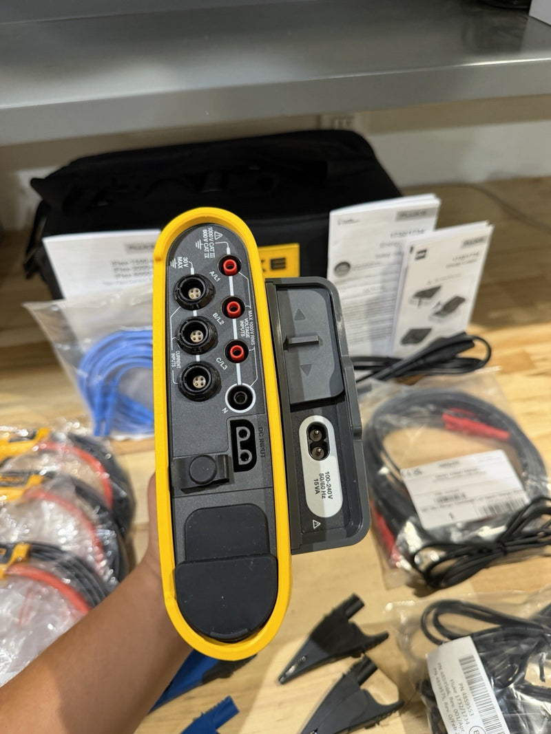 FLUKE 1732/EUS ENERGY LOGGER BOX KIT- SHIPS FAST (FREE SHIPPING)