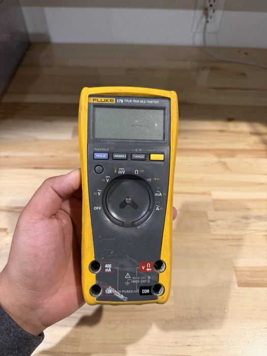 FLUKE 179 TRUE RMS MULTIMETER FOR PARTS