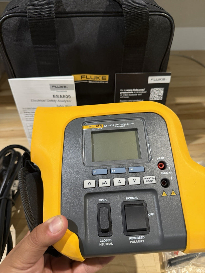FLUKE BIO MEDICAL ESA609 ELECTRICAL SAFETY ANALYZER PORTABLE METER & ACCESSORIES