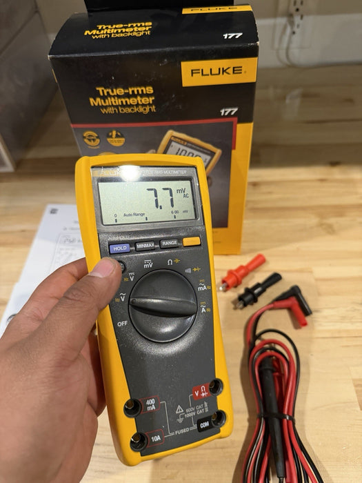 FLUKE 177 TRUE RMS DIGITAL MULTIMETER & TEMPERATURE (NEW FACTORY SEALED)MFD 2025