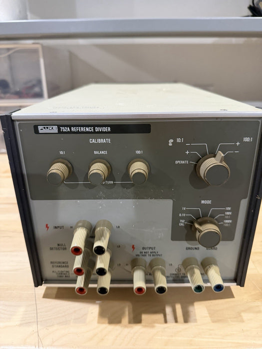 FLUKE 752A REFERENCE DIVIDER TESTED