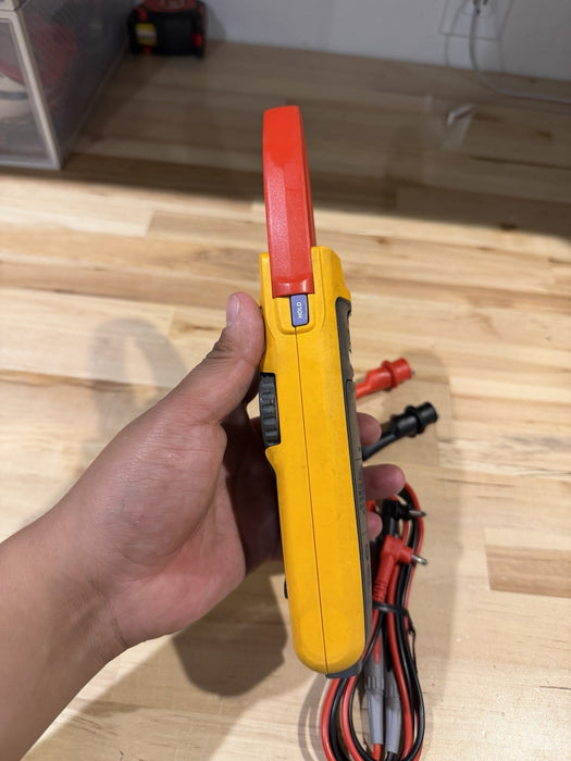 FLUKE 376 AC/DC TRUE RMS WIRELESS CLAMP METER W /LEADS & CLIPS -SHIPS FAST