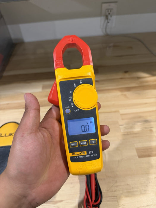 FLUKE 324 TRUE-RMS CLAMP METER W/ LEADS & CASE - SHIPS FAST