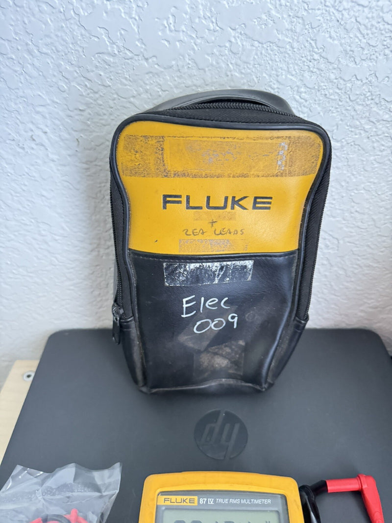 FLUKE 87IV TRMS MULTIMETER WITH BAG & LEADS