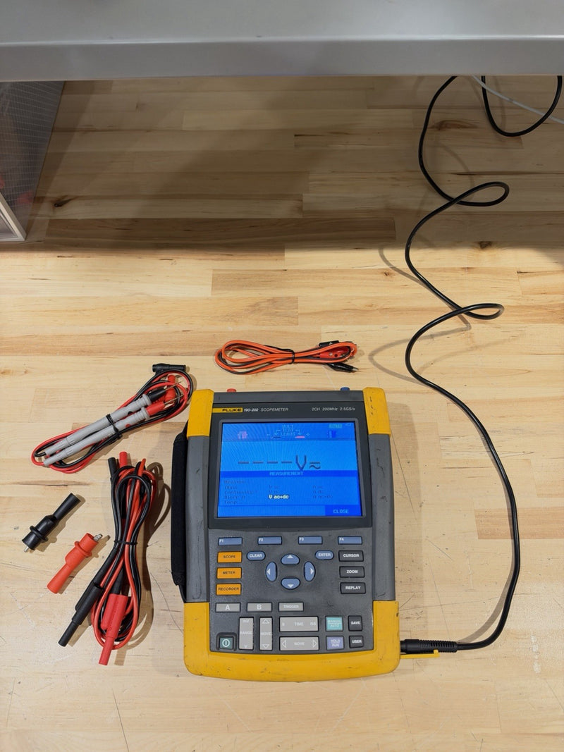 FLUKE 190-202 SCOPEMETER 2.5GS/S 2CHANNEL 200MHZ OSCILLOSCOPE (TESTED)SHIPS FREE