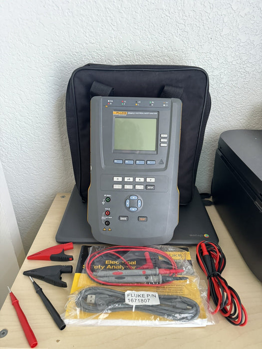 FLUKE ESA612 ELECTRICAL SAFETY ANALYZER 115V WITH ACCESSORIES & BAG