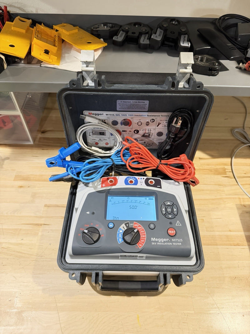 MEGGER MIT525 5KV INSULATION TESTER W/ LEADS & CHARGER (TESTED) FREE SHIPPING