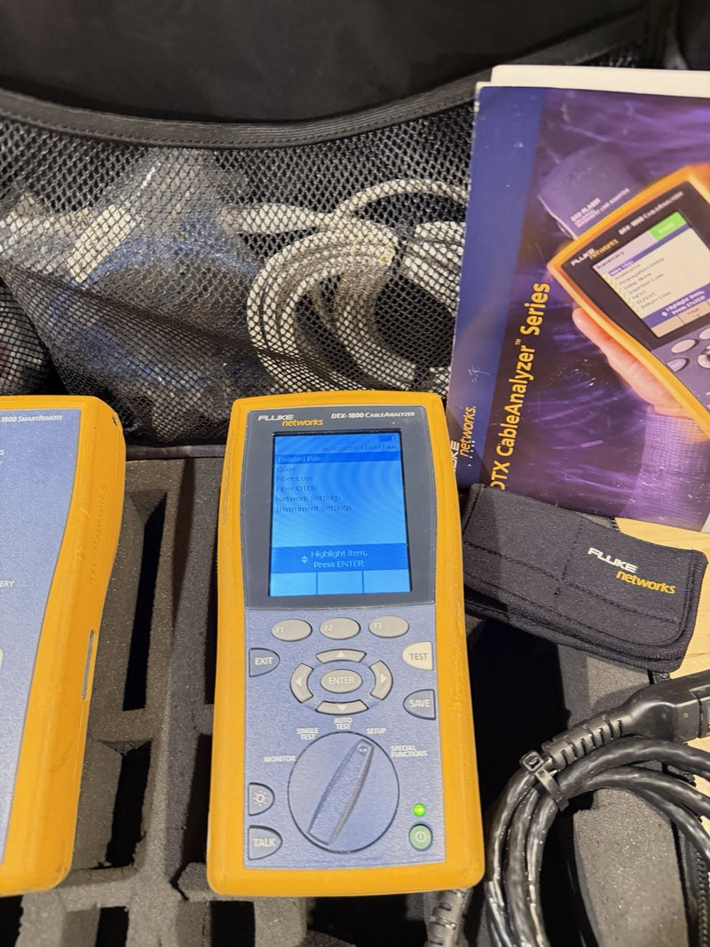 FLUKE NETWORKS DTX-1800 DTX CABLE ANALYZER KIT & PLA001 TESTED