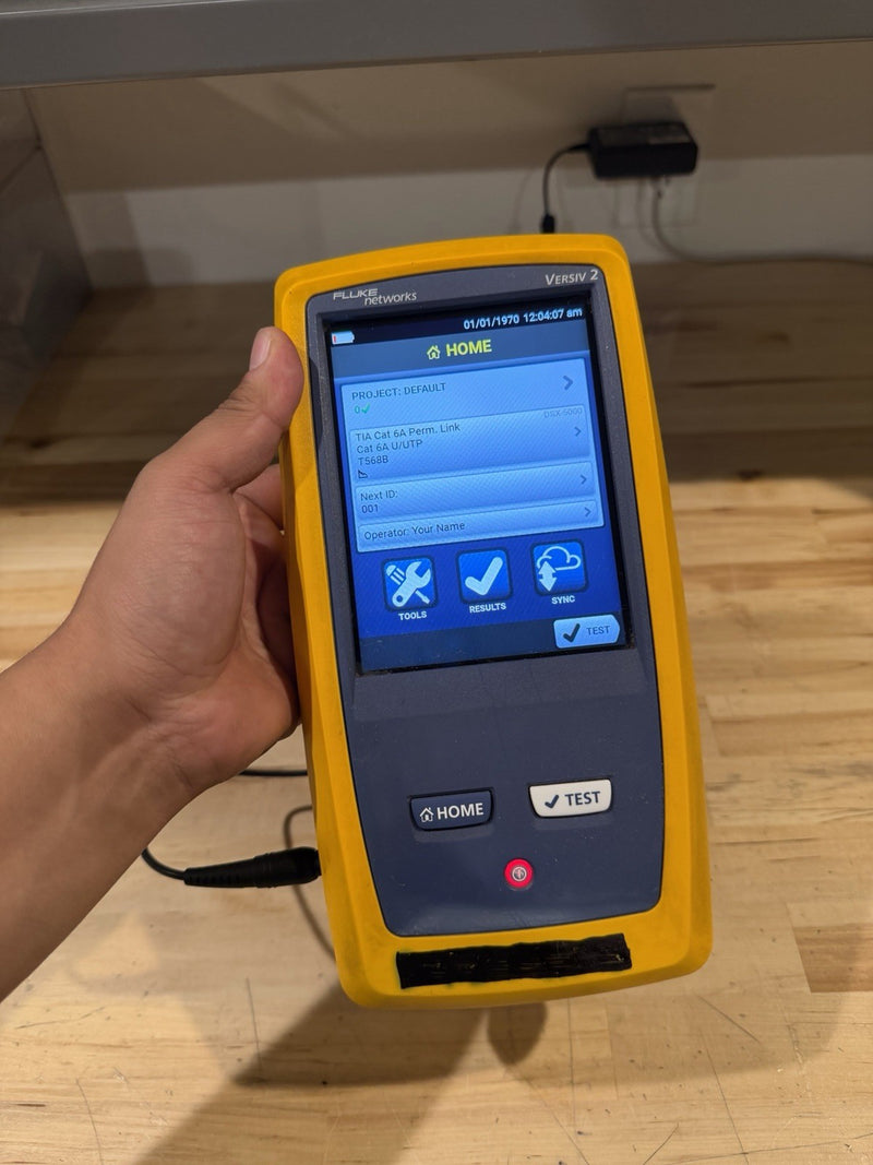 FLUKE NETWORKS VERSIV 2 MAINFRAME ONLY FOR DSX-5000/DSX-8000 (SHIPS FREE)