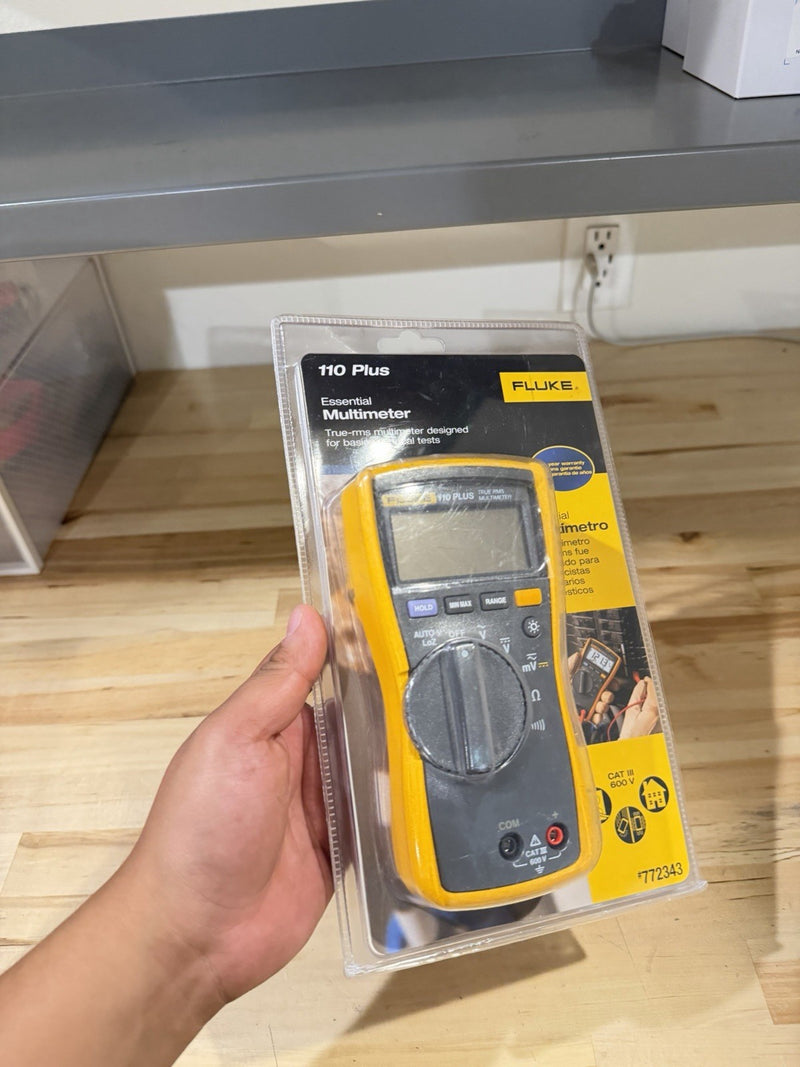 FLUKE 110 PLUS ESSENTIAL MULTIMETER WITH LEADS