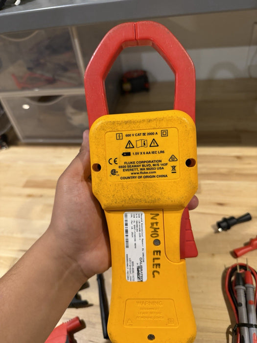 FLUKE 355 AC/DC CLAMP METER WITH ACCESSORIES