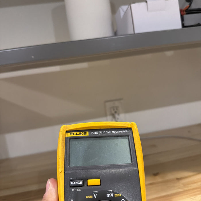 FLUKE 79 III TRUE RMS DIGITAL MULTIMETER W/ LEADS & CLIPS (TESTED) SHIPS FAST