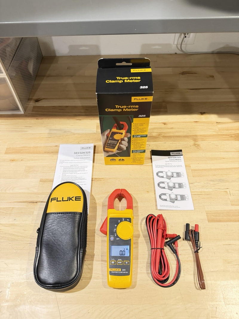 FLUKE 325 TRUE RMS CLAMP METER SHIPS FAST - NEW