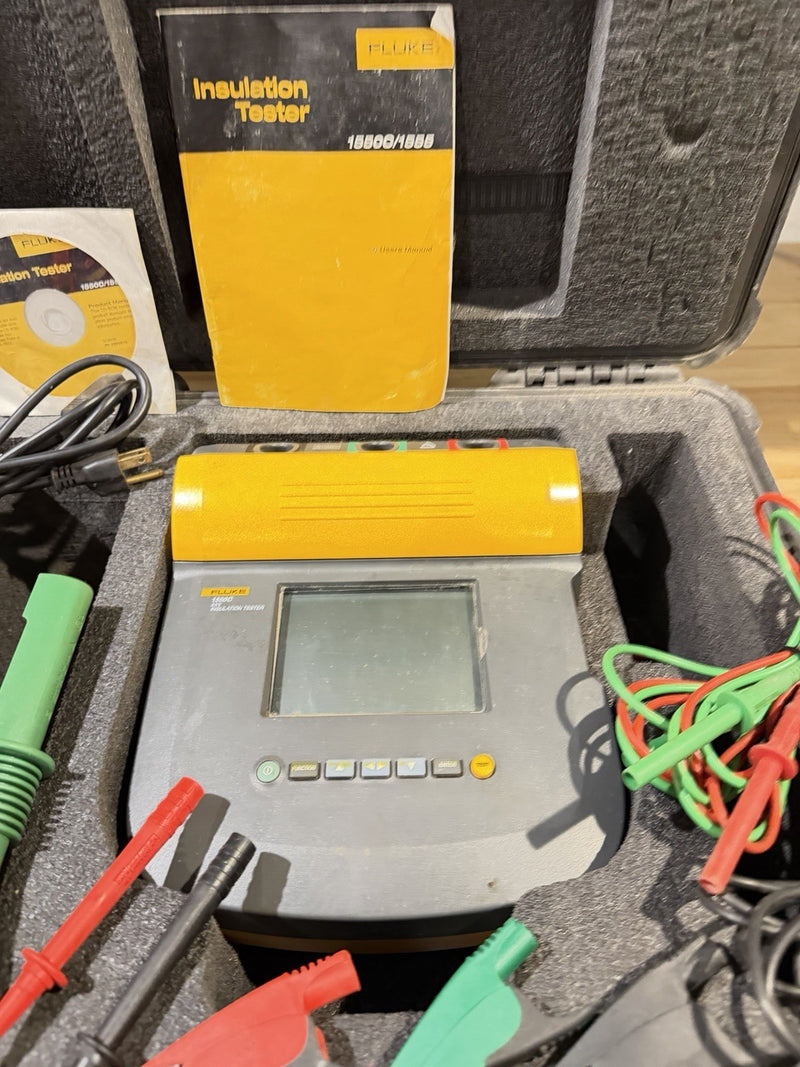 FLUKE 1550C 5KV INSULATION TESTER W LEADS & CASE - FREE SHIPPING