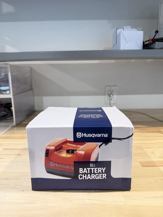HUSQVARNA QC500 BATTERY CHARGER  (NEW FACTORY SEALED) SHIPS FAST