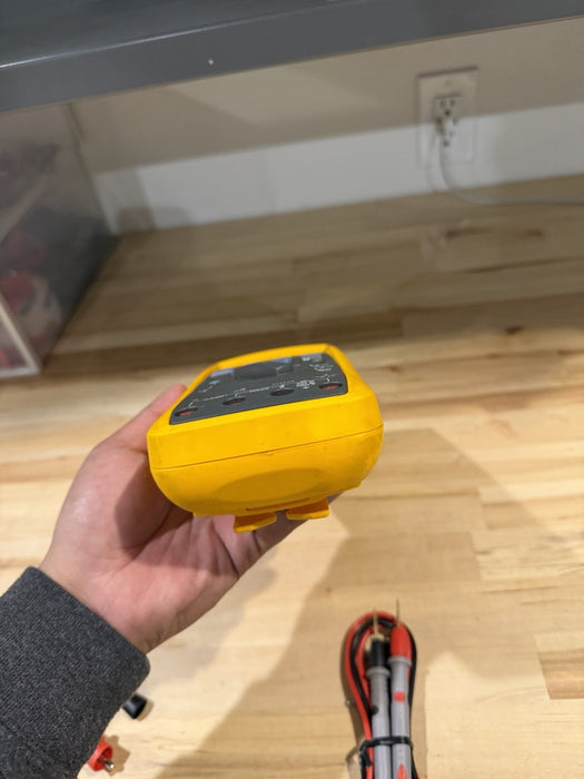 FLUKE 289 TRUE RMS ELECTRONIC LOGGING DIGITAL MULTIMETER W/ LEADS & CLIPS
