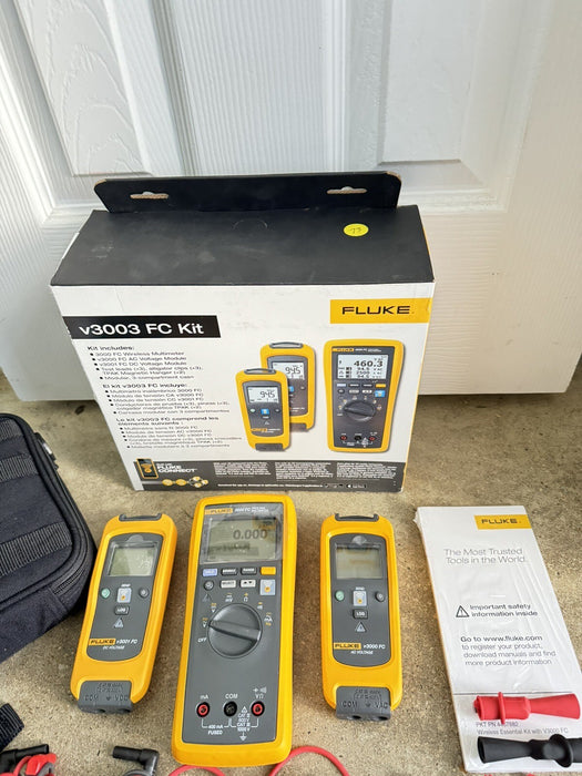 Fluke V3003 FC KIT FC Wireless Kit With DMM, AC+DC Voltage Modules - NEW